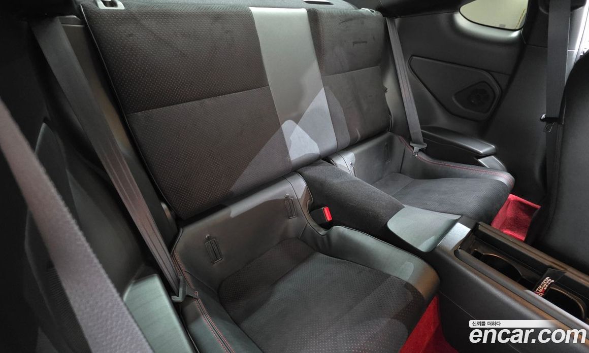 Toyota 86 2.4 Standard