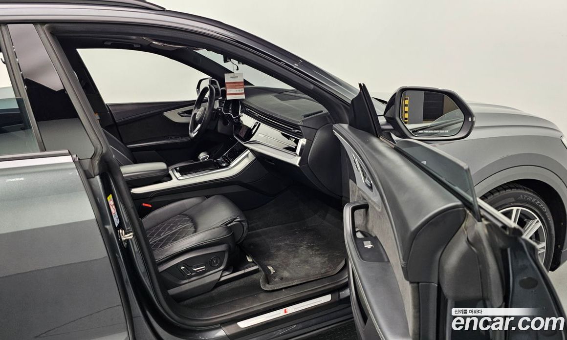 Audi Q8 55 TFSI Quattro Premium