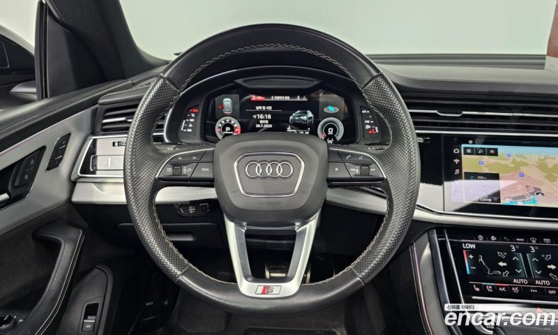 Audi Q8 55 TFSI Quattro Premium