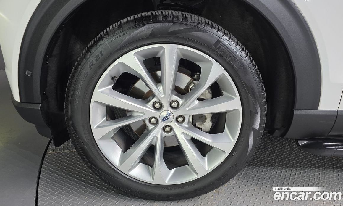 Ford Explorer 3.0 Platinum 4WD