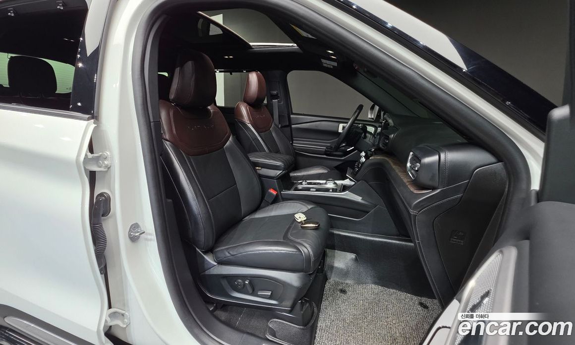 Ford Explorer 3.0 Platinum 4WD