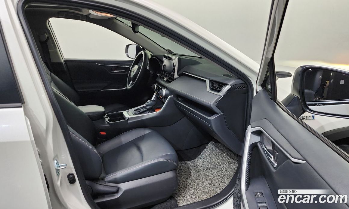 Toyota RAV4 2.5 2WD Hybrid