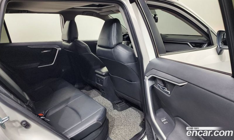 Toyota RAV4 2.5 2WD Hybrid