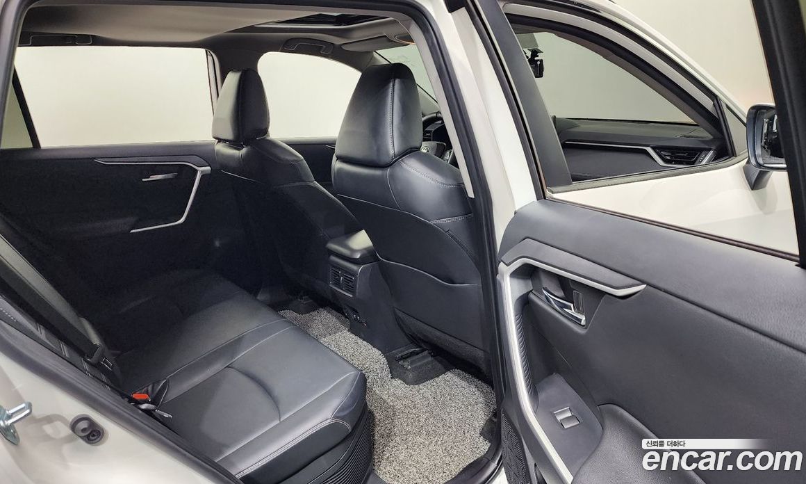 Toyota RAV4 2.5 2WD Hybrid
