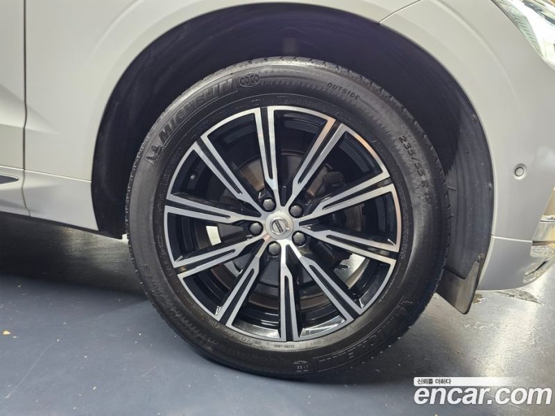 Volvo XC60 B5 Inscription