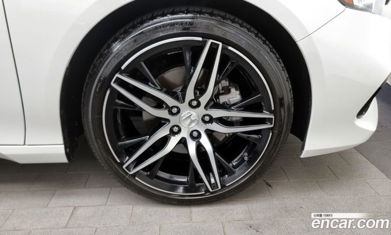 Honda Accord 2.0 Hybrid Touring