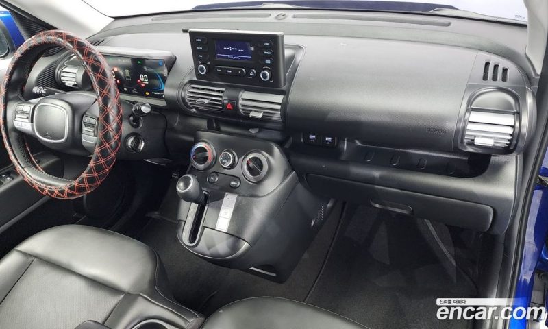 Hyundai Casper Van