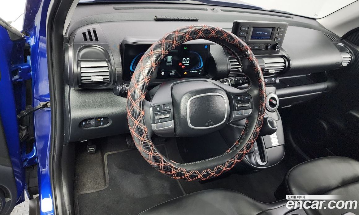 Hyundai Casper Van