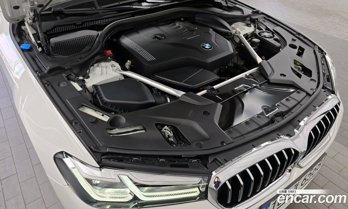 BMW 5-Series i530 M Sport Package