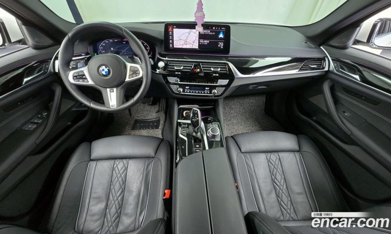 BMW 5-Series i530 M Sport Package