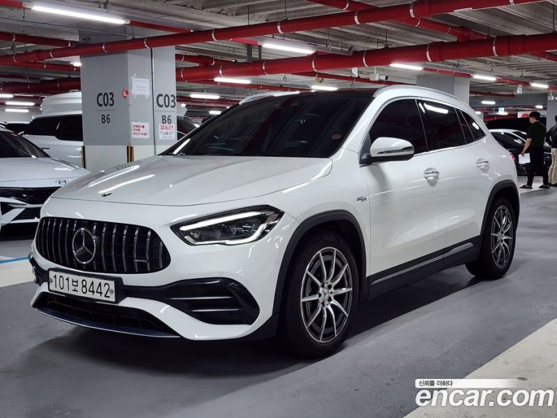 Mercedes Benz GLA-Class GLA45 AMG 4MATIC+