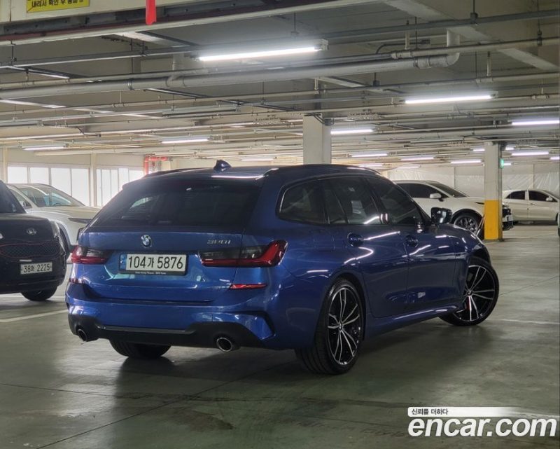 BMW 3-Series i320 Touring M Sports