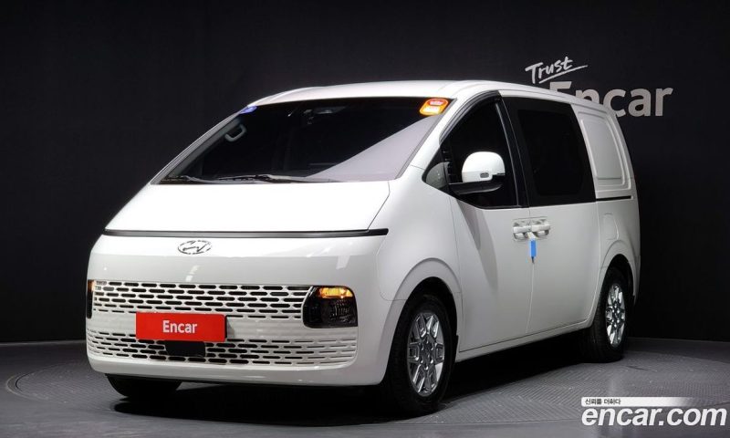 Hyundai Staria Cargo 5-Seater