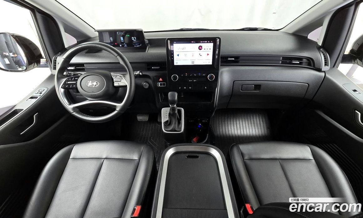 Hyundai Staria Cargo 5-Seater
