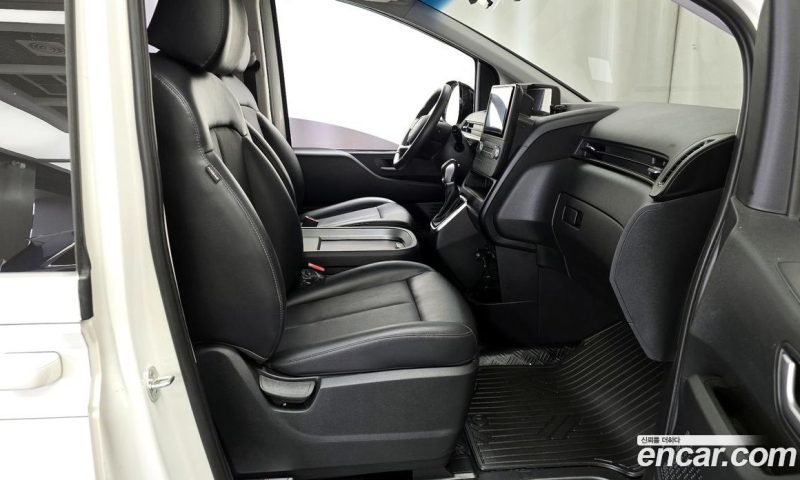 Hyundai Staria Cargo 5-Seater