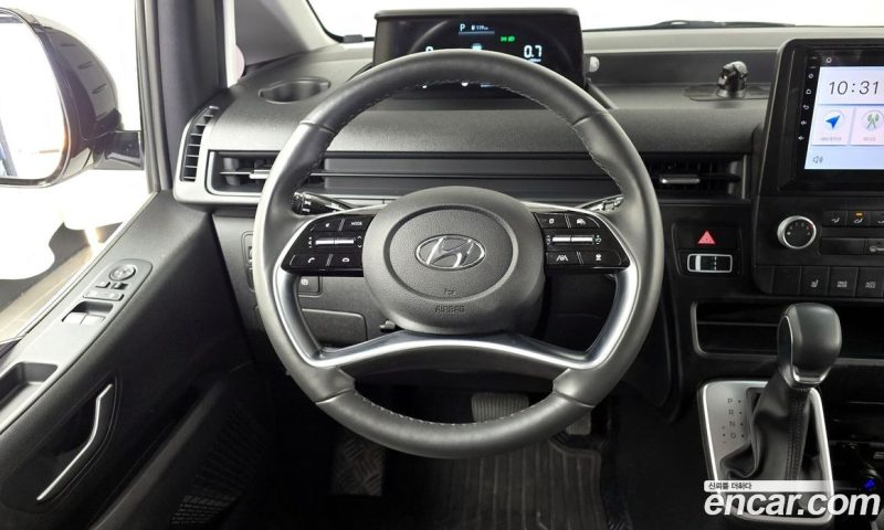 Hyundai Staria Cargo 5-Seater