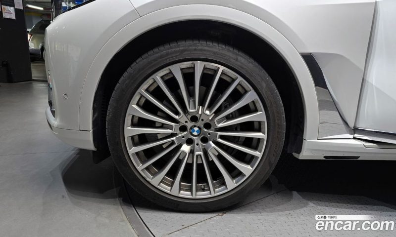 BMW X7 xDrive 40D Design Pure Excellence 7-Seater