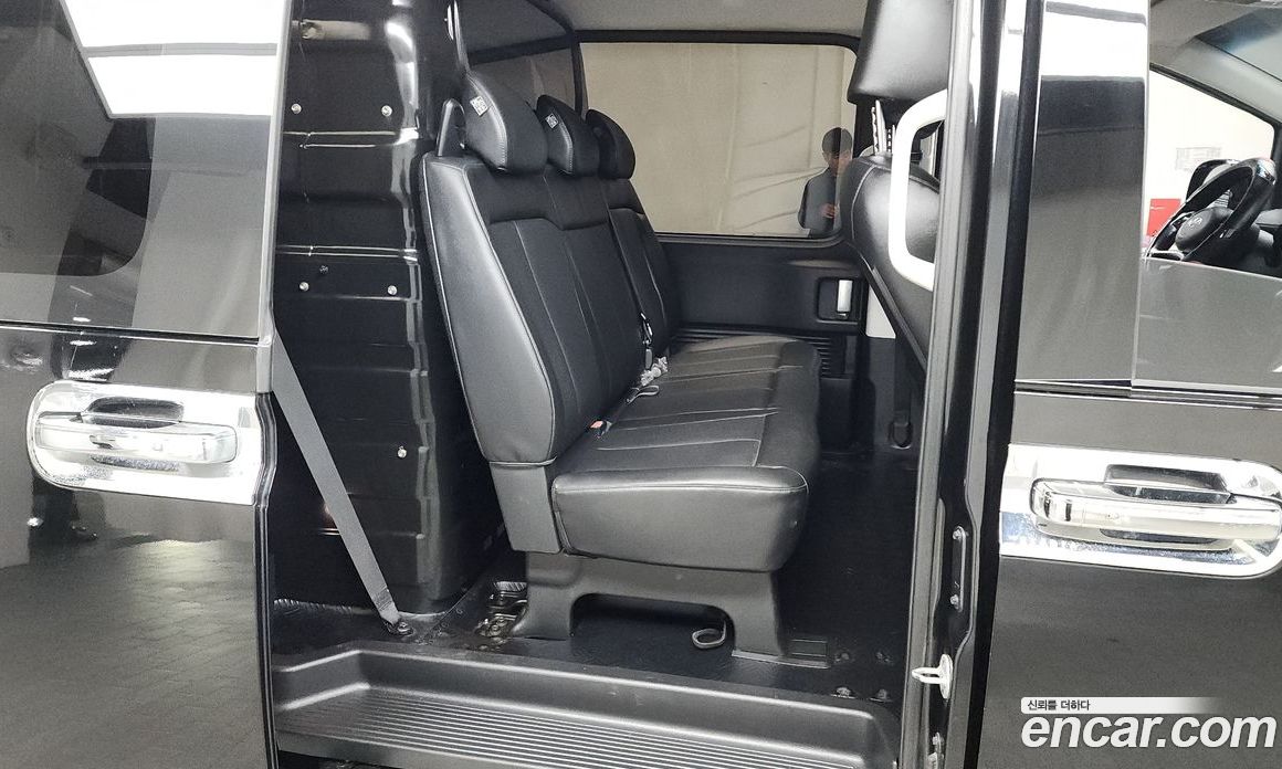 Hyundai Staria Cargo 5-Seater