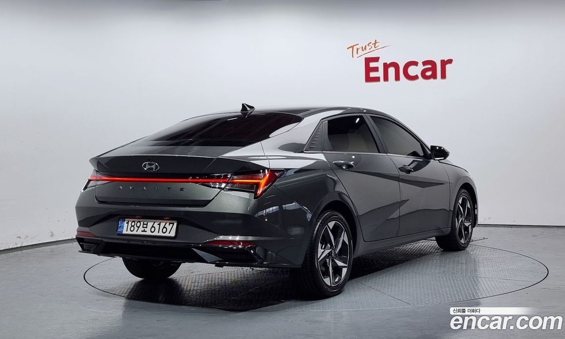 Hyundai Avante 1.6