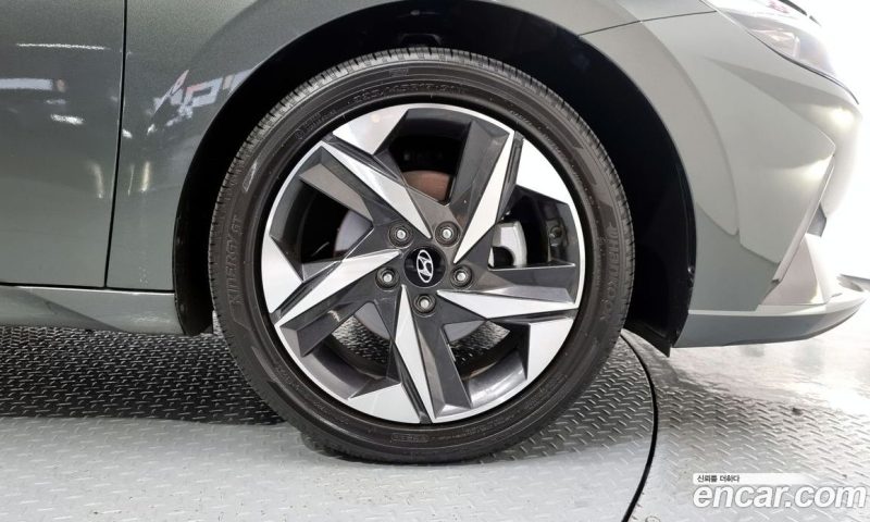 Hyundai Avante 1.6