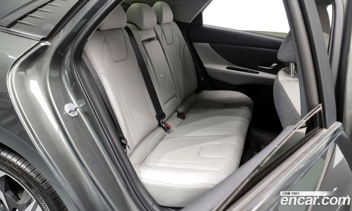 Hyundai Avante 1.6