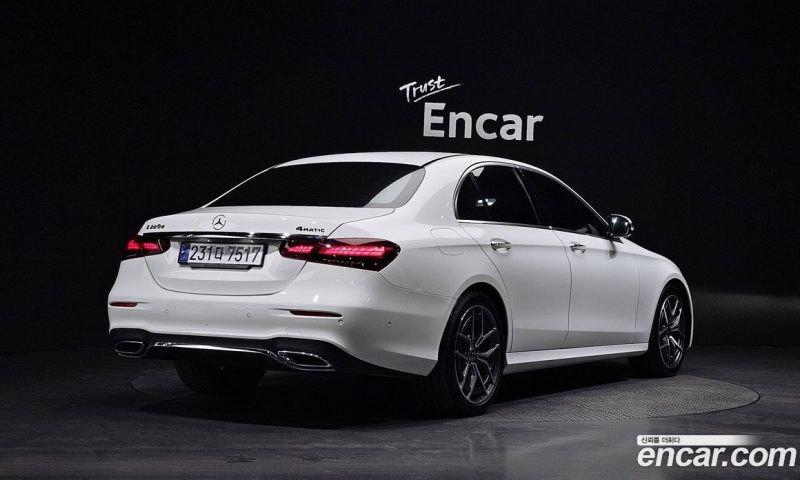 Mercedes Benz E-Class E220d 4MATIC AMG Line