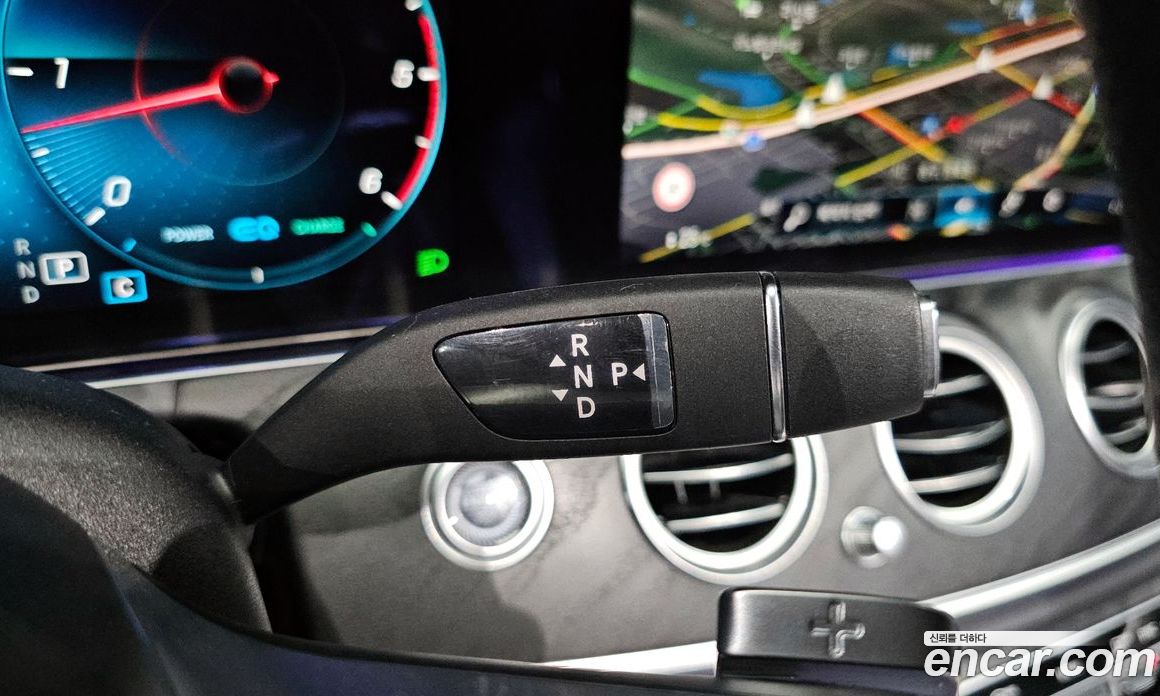 Mercedes Benz E-Class E220d 4MATIC AMG Line