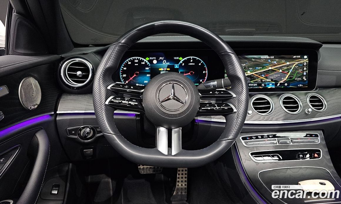 Mercedes Benz E-Class E220d 4MATIC AMG Line
