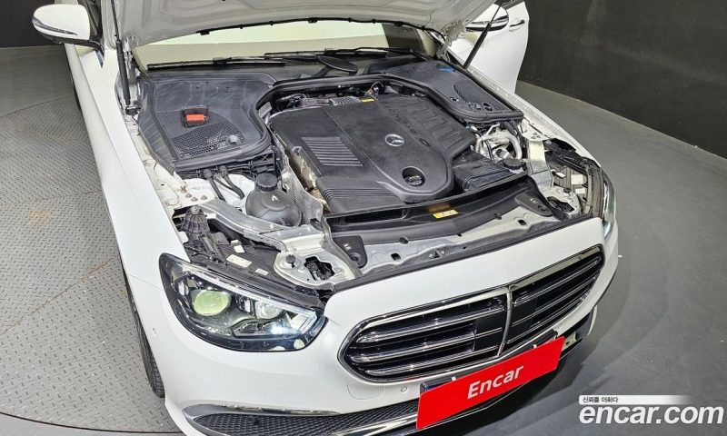 Mercedes Benz E-Class E450 4MATIC Exclusive