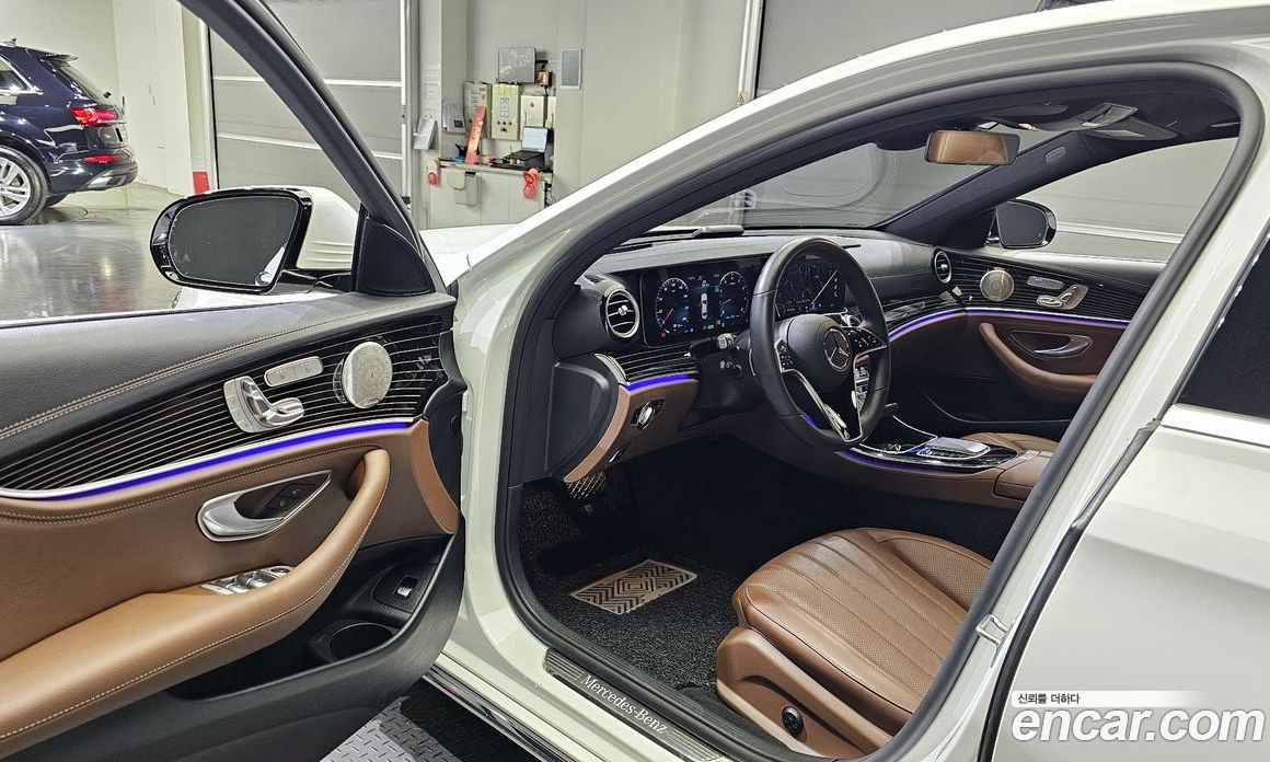 Mercedes Benz E-Class E450 4MATIC Exclusive
