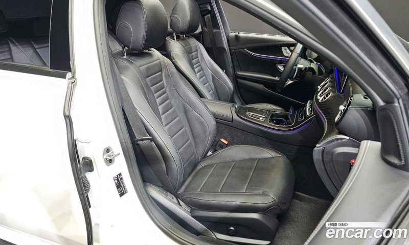 Mercedes Benz E-Class E220d 4MATIC AMG Line
