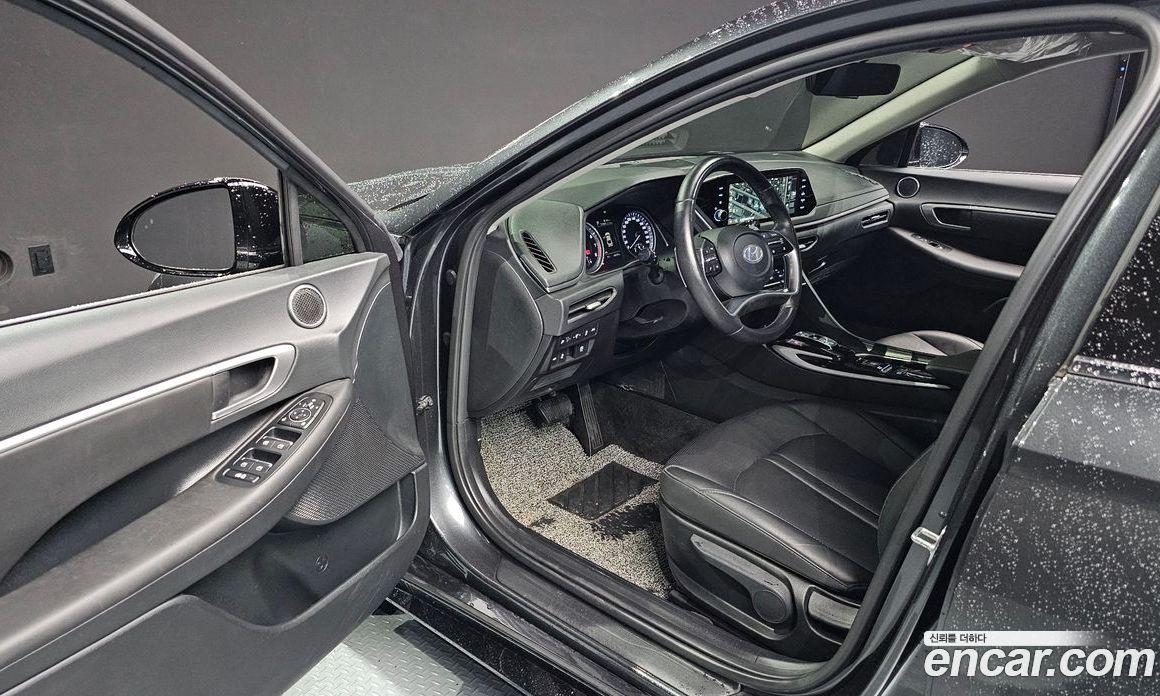 Hyundai Sonata 2.0
