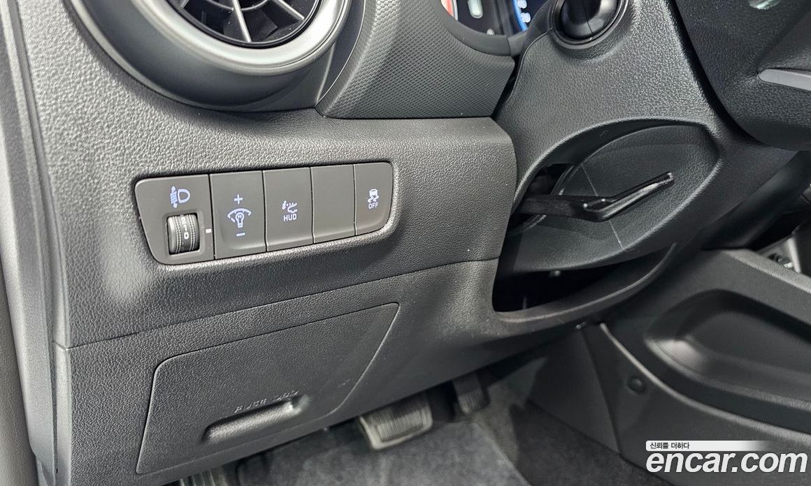 Hyundai Kona Gasoline 2.0 2WD