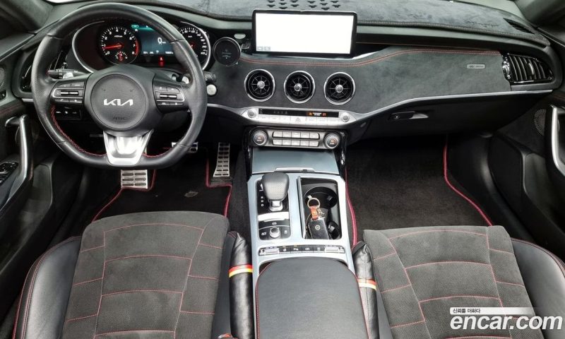 Kia Stinger 2.5 Masters ACRO EDITION