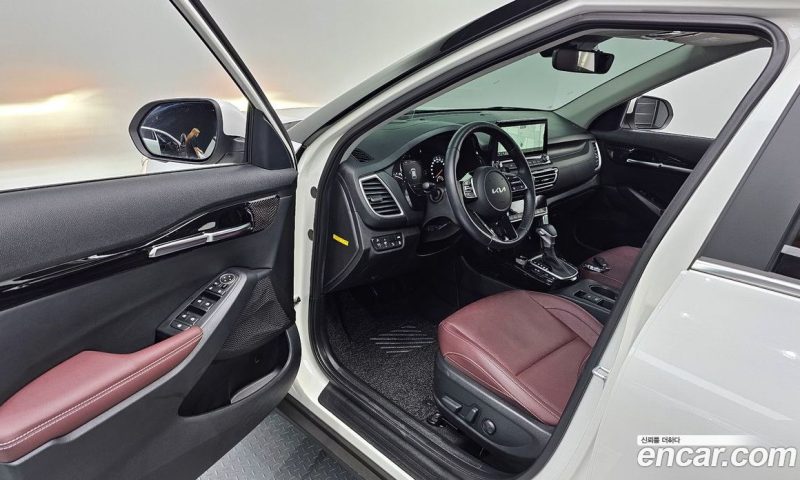 Kia Seltos Gasoline 1.6 Turbo 2WD