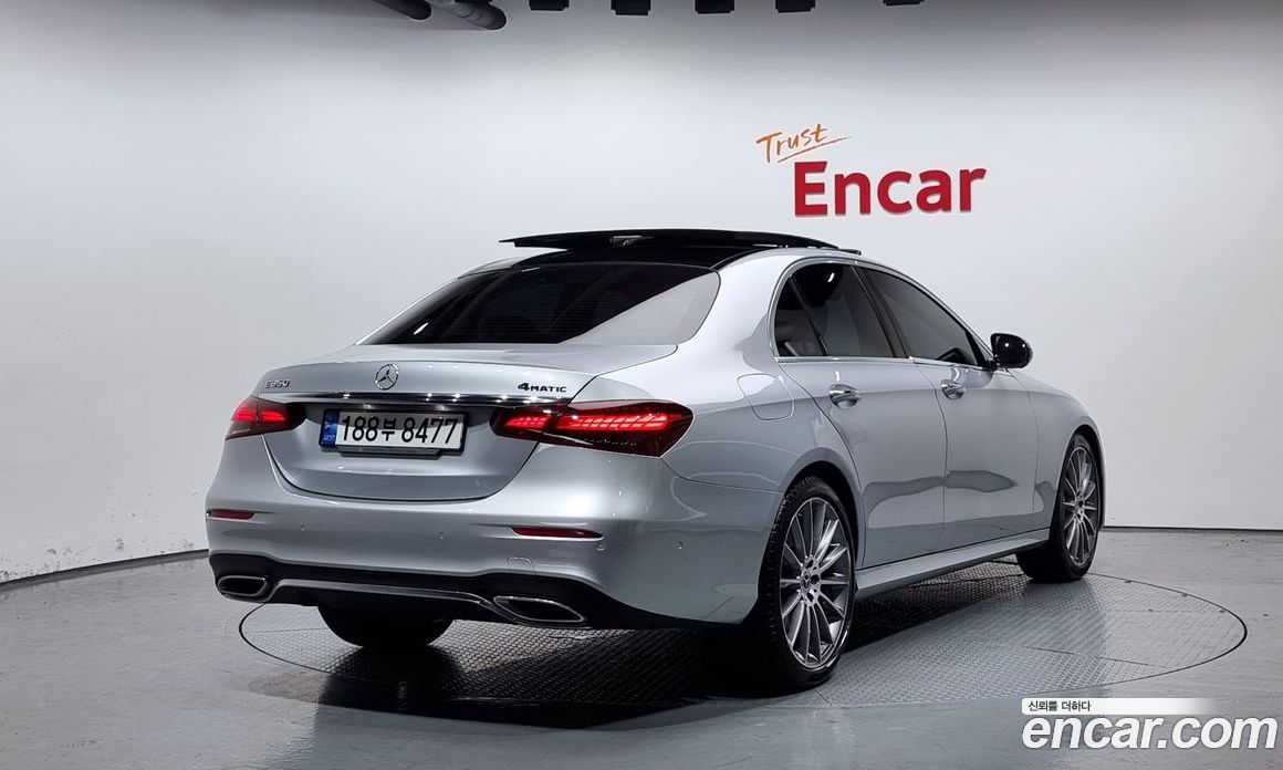 Mercedes Benz E-Class E350 4MATIC AMG Line