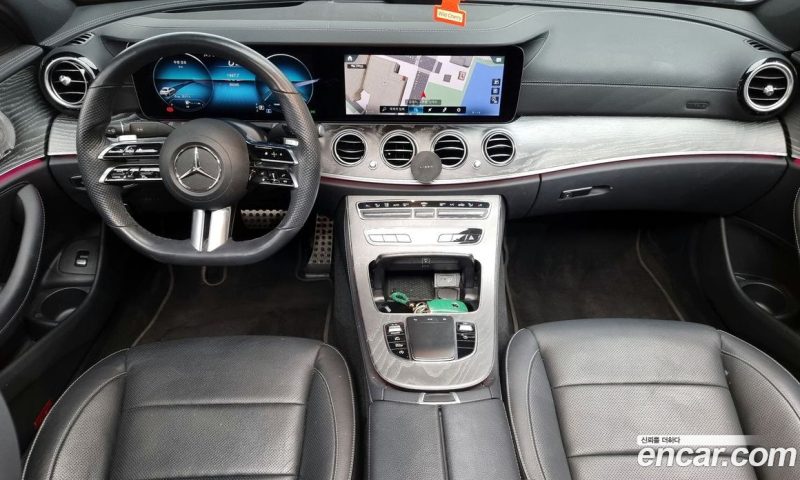 Mercedes Benz E-Class E350 4MATIC AMG Line