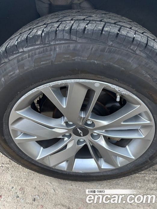 Genesis GV70 2.5T Gasoline 2WD
