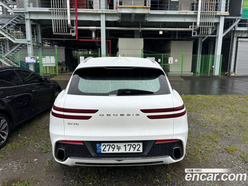 Genesis GV70 2.5T Gasoline 2WD