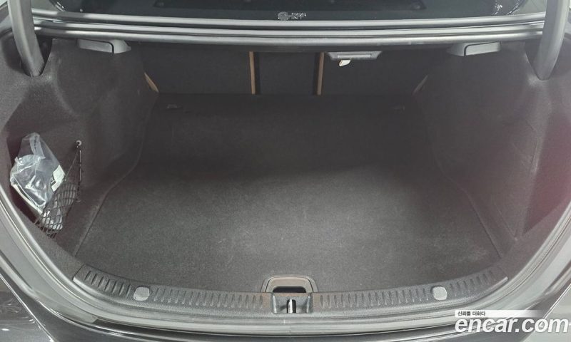 Mercedes Benz E-Class E450 4MATIC Exclusive