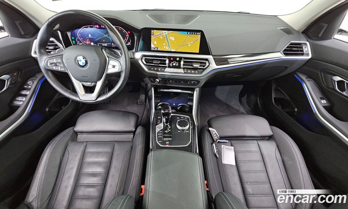 BMW 3-Series i320 Luxury
