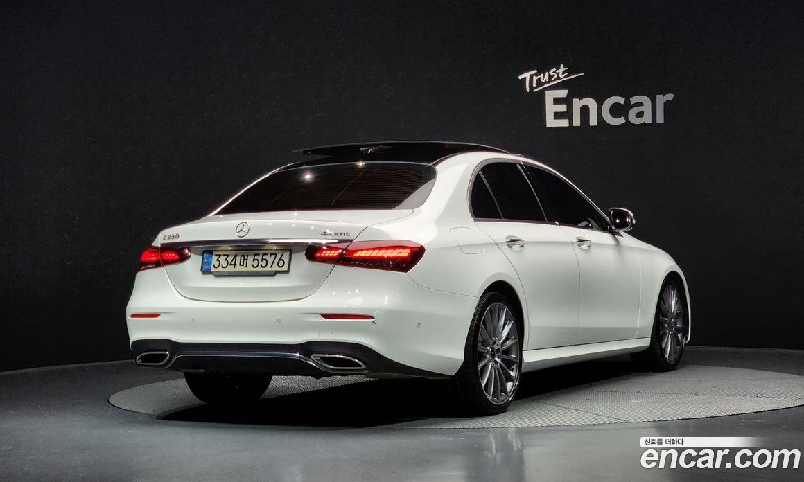 Mercedes Benz E-Class E350 4MATIC AMG Line