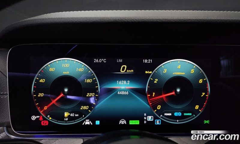 Mercedes Benz E-Class E350 4MATIC AMG Line