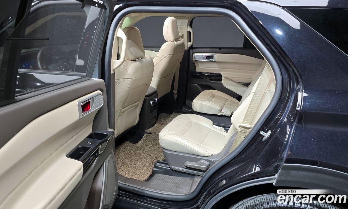 Ford Explorer 3.0 Platinum 4WD