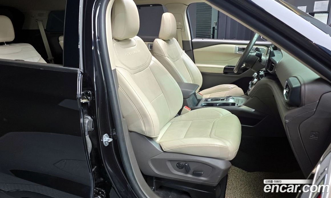 Ford Explorer 3.0 Platinum 4WD