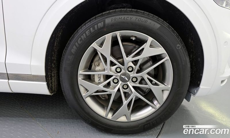 Genesis GV70 2.5T Gasoline 2WD