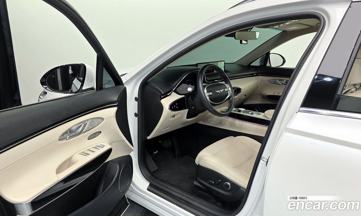 Genesis GV70 2.5T Gasoline 2WD