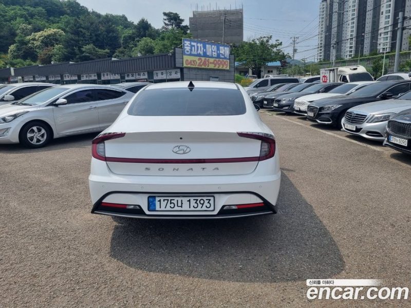 Hyundai Sonata 2.0