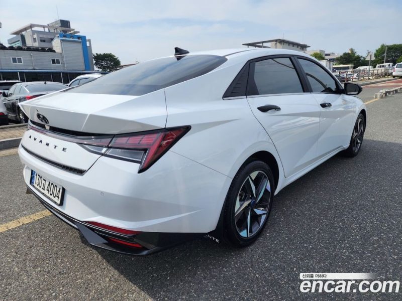 Hyundai Avante 1.6