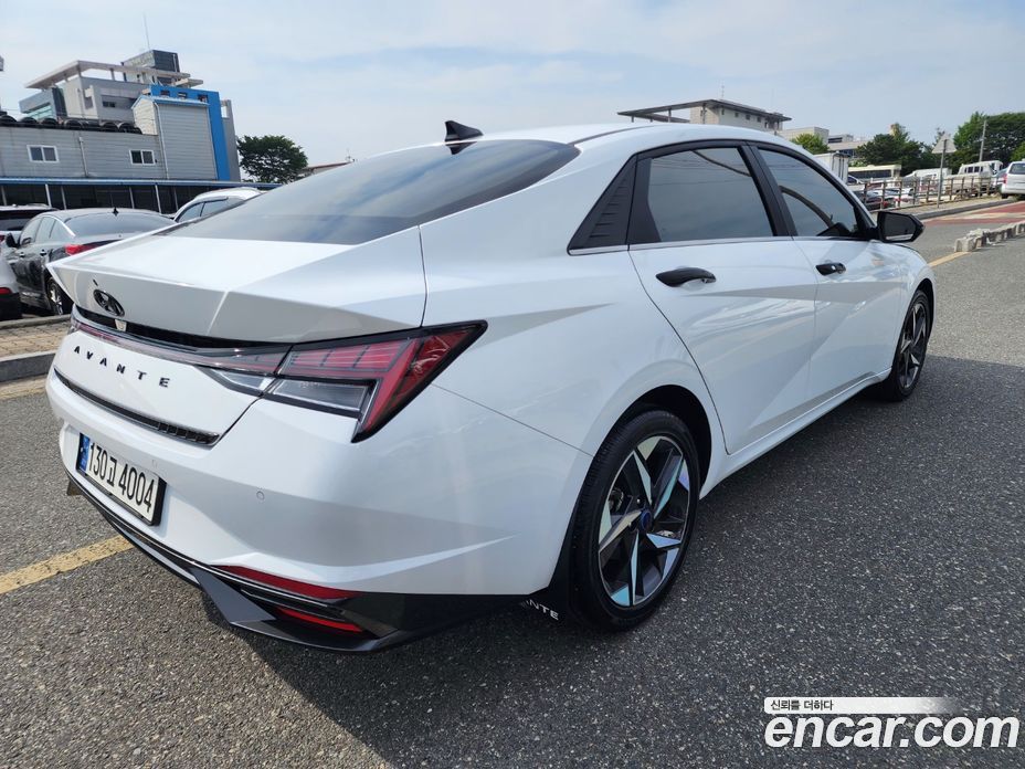 Hyundai Avante 1.6